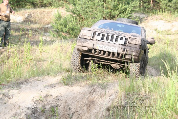 jeep_30.jpg