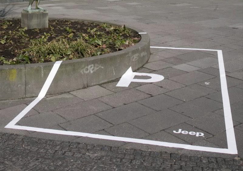 jeeparking1.jpg